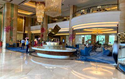 广州香格里拉大酒店大堂迎宾水池